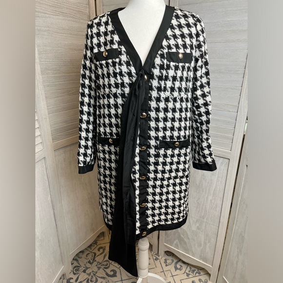 Pomander Place Tuckernuck Houndstooth Coco Tweed Bow Dress szM black/white mini - Picture 2 of 8
